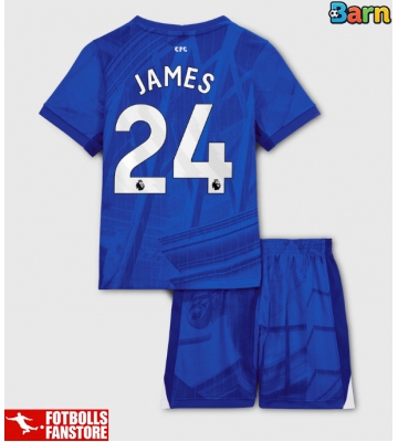 Chelsea Reece James #24 Hemmatröja Barn 2025-26 Kortärmad (+ Korta byxor)